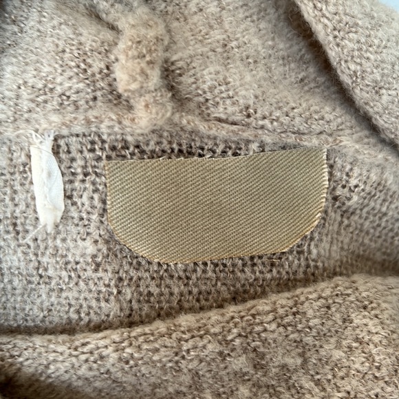 Umgee Tan Flowy Turtleneck Sweater, Size Medium - Picture 5 of 6